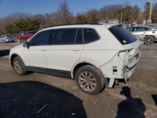 3VV2B7AX4JM111495 - 2018 VOLKSWAGEN TIGUAN SE WHITE photo 2