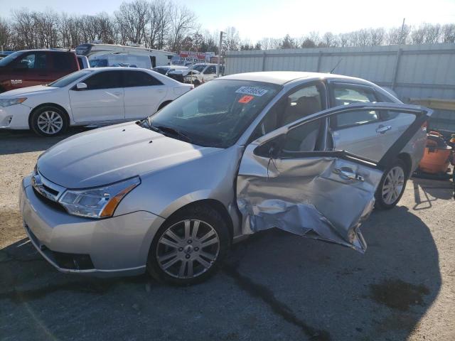 1FAHP3HN3AW170647 - 2010 FORD FOCUS SEL SILVER photo 1