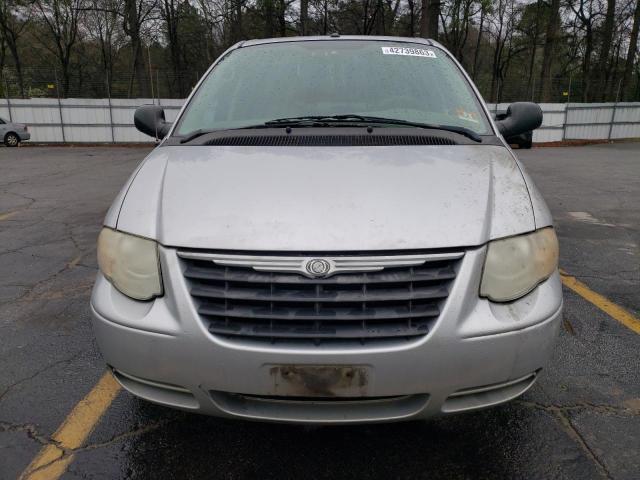 2A4GP54L77R219012 - 2007 CHRYSLER TOWN & COU TOURING SILVER photo 5