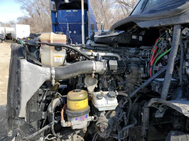 1FUJGLDR4JLJL3797 - 2018 FREIGHTLINER CASCADIA 1 WHITE photo 11