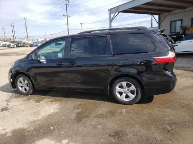 5TDKK3DC2GS709156 - 2016 TOYOTA SIENNA LE BLACK photo 2