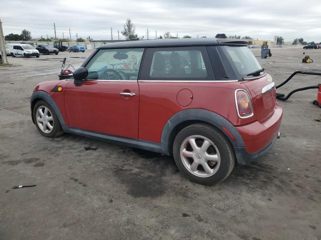WMWMF33548TT66639 - 2008 MINI COOPER RED photo 2