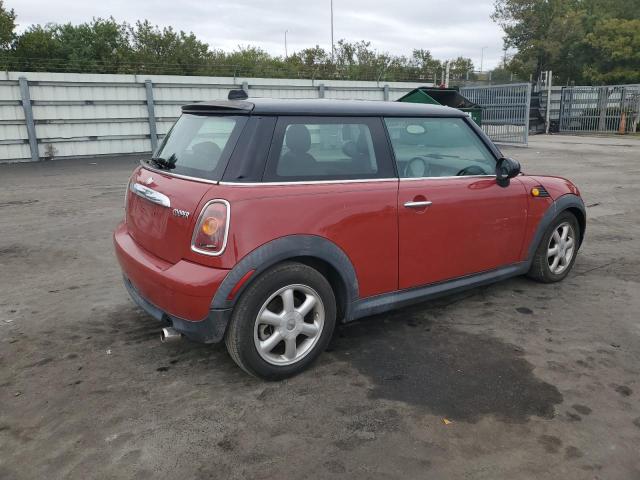 WMWMF33548TT66639 - 2008 MINI COOPER RED photo 3