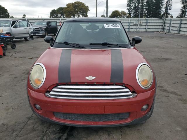 WMWMF33548TT66639 - 2008 MINI COOPER RED photo 5