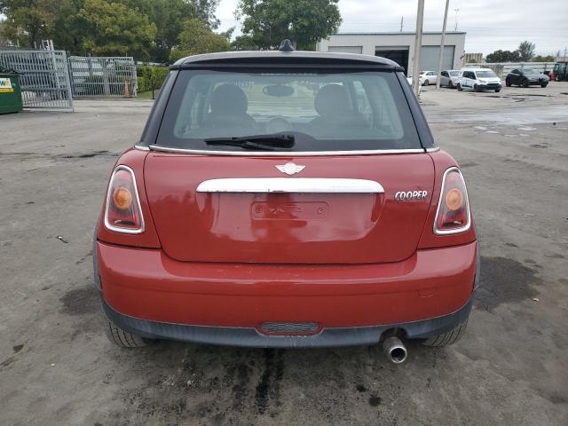 WMWMF33548TT66639 - 2008 MINI COOPER RED photo 6