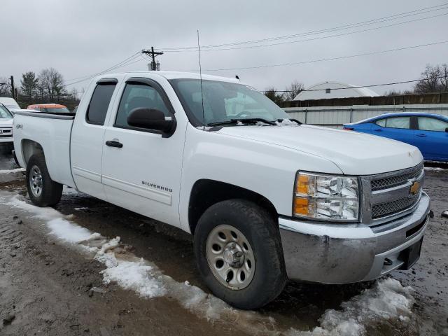 1GCRKSE73DZ367706 - 2013 CHEVROLET SILVERADO WHITE photo 4