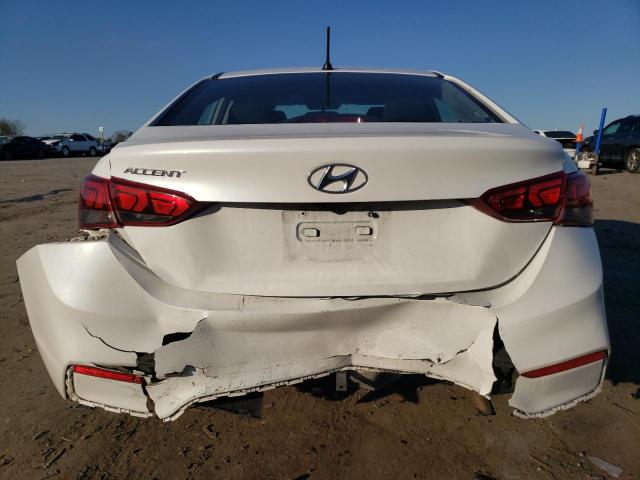 3KPC24A35KE065072 - 2019 HYUNDAI ACCENT SE WHITE photo 6