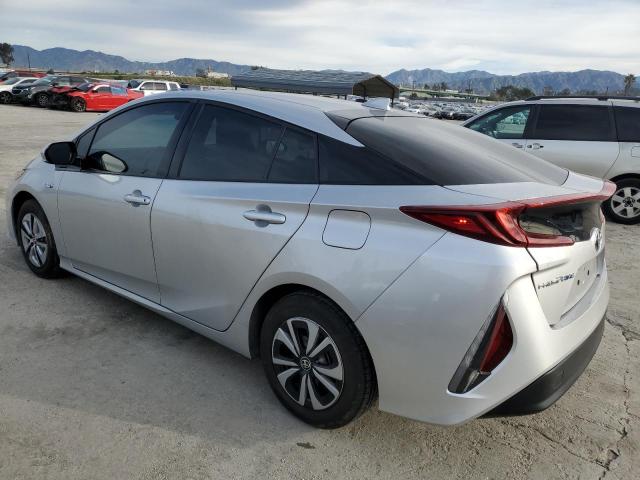 JTDKARFP7H3040844 - 2017 TOYOTA PRIUS PRIM ვერცხლისფერი ფოტო 2