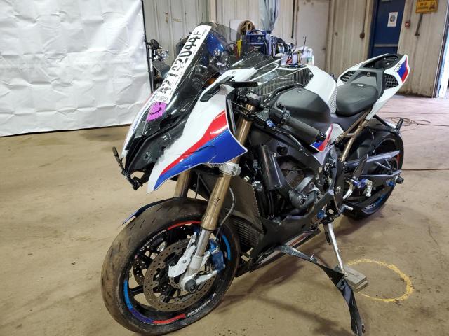 WB10E2304N6G13171 - 2022 BMW S 1000 RR WHITE photo 9