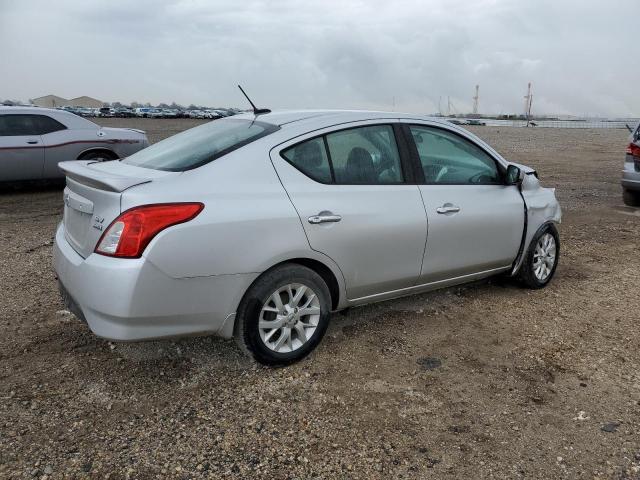 3N1CN7AP2HL903268 - 2017 NISSAN VERSA S SILVER photo 3