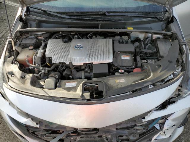 JTDKARFP4H3041286 - 2017 TOYOTA PRIUS PRIM 银色 照片 11