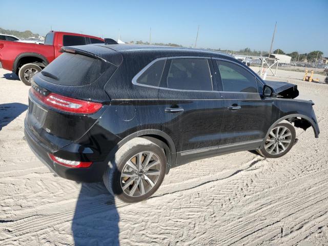 5LMCJ3C95KUL08033 - 2019 LINCOLN MKC RESERVE BLACK photo 3