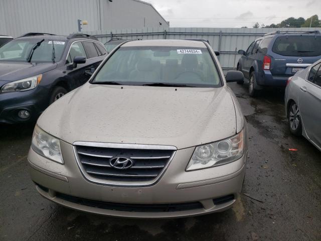 5NPET4AC7AH657346 - 2010 HYUNDAI SONATA GLS GOLD photo 5