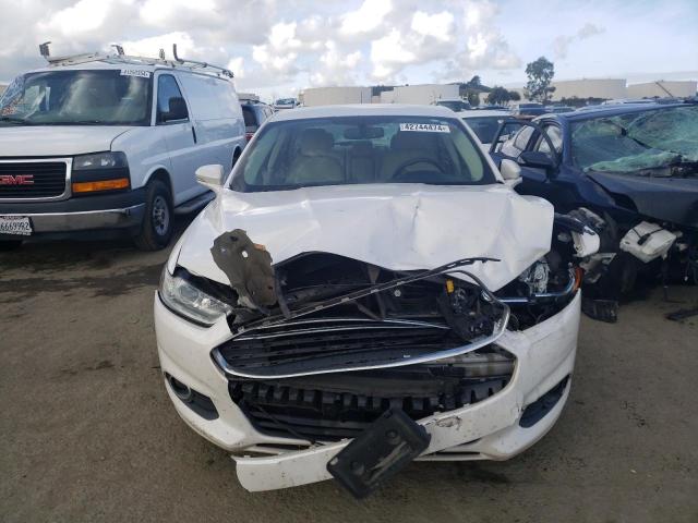 3FA6P0PU7FR245648 - 2015 FORD FUSION SE PHEV WHITE photo 5