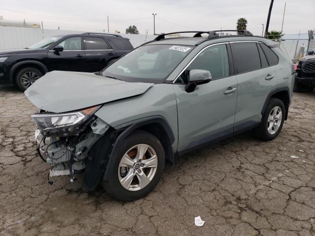 2T3W1RFV7KC031843 - 2019 TOYOTA RAV4 XLE SILVER photo 1