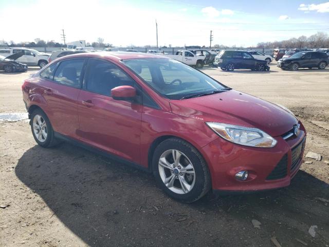 1FAHP3F27CL262552 - 2012 FORD FOCUS SE RED photo 4