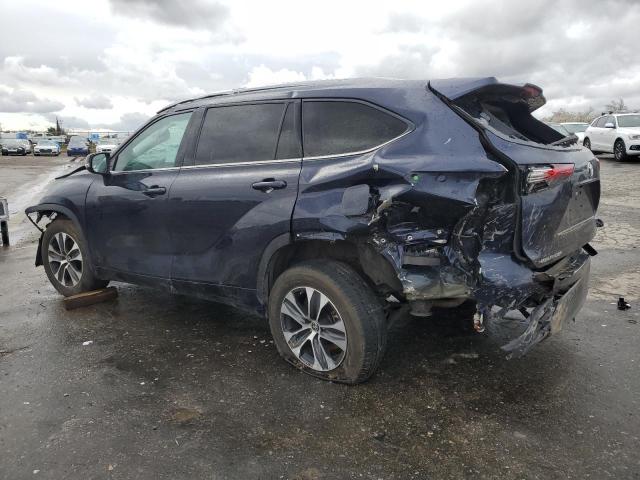 5TDGZRAH0LS006606 - 2020 TOYOTA HIGHLANDER XLE BLUE photo 2