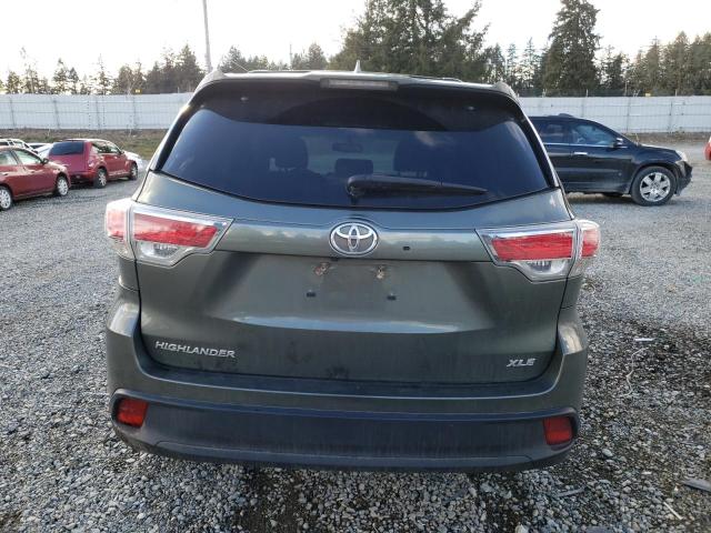 5TDKKRFHXGS170703 - 2016 TOYOTA HIGHLANDER XLE GRAY photo 6