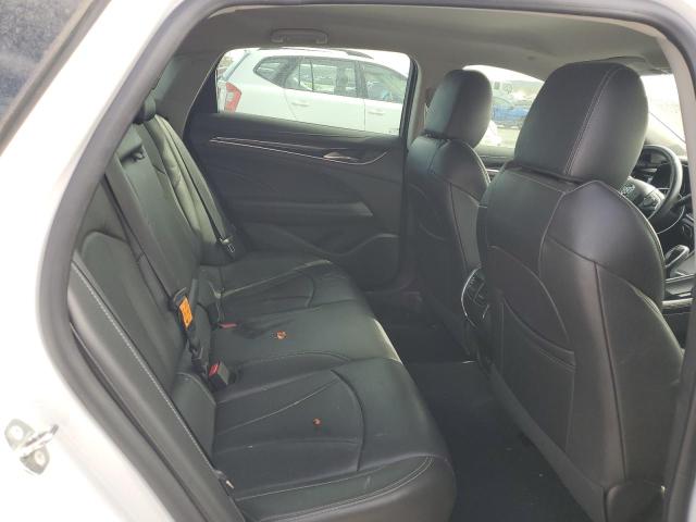 1G4ZP5SZ3JU145230 - 2018 BUICK LACROSSE ESSENCE WHITE photo 10