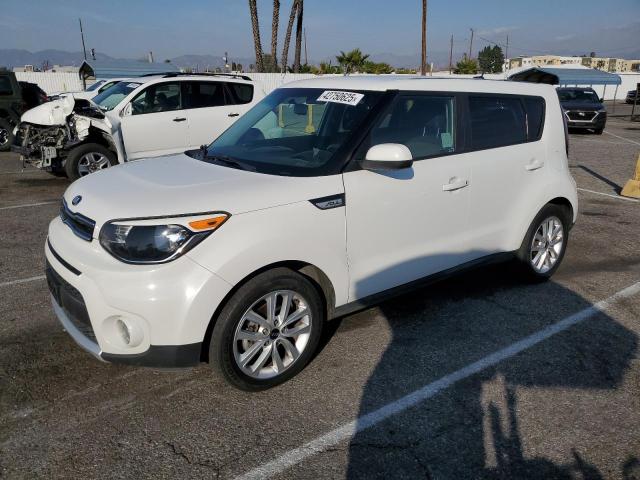 2017 KIA SOUL +, 