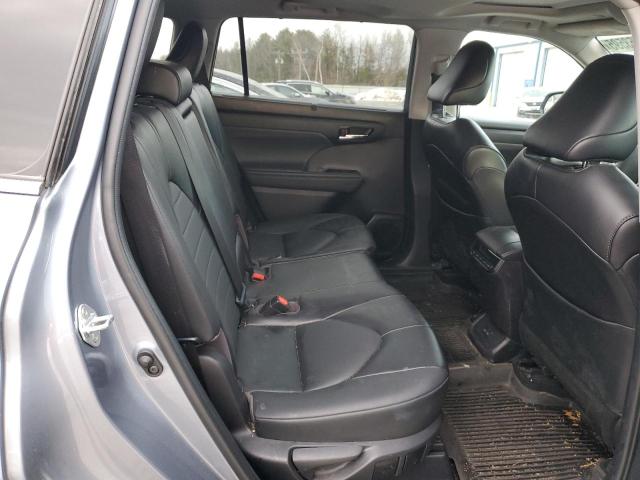 5TDGZRBH7NS183414 - 2022 TOYOTA HIGHLANDER XLE 蓝色 照片 11