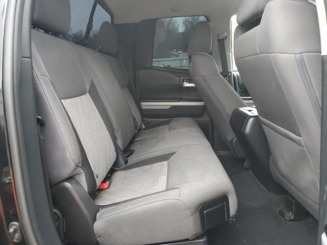 5TFUY5F13HX591225 - 2017 TOYOTA TUNDRA DOUBLE CAB SR/SR5 BLACK photo 10