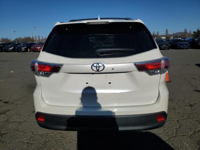 5TDKKRFH2GS175491 - 2016 TOYOTA HIGHLANDER XLE WHITE photo 6