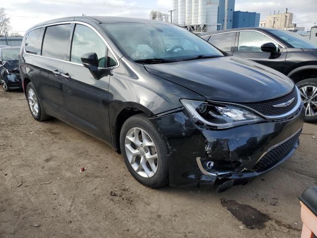 2C4RC1FGXJR322967 - 2018 CHRYSLER PACIFICA TOURING PLUS BLACK photo 4