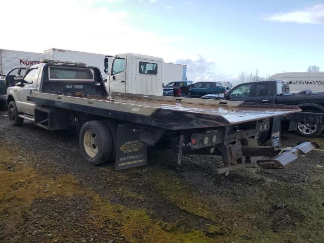 1FDAF56F0YEA24319 - 2000 FORD F550 SUPER DUTY WHITE photo 2