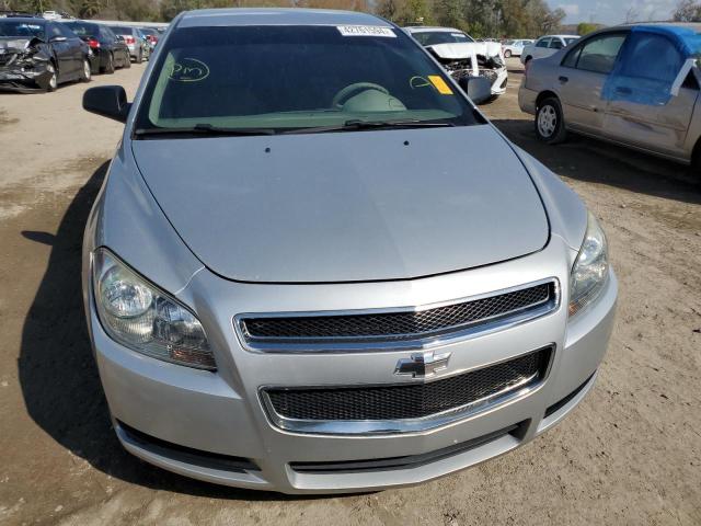 1G1ZB5E01CF323667 - 2012 CHEVROLET MALIBU LS SILVER photo 5