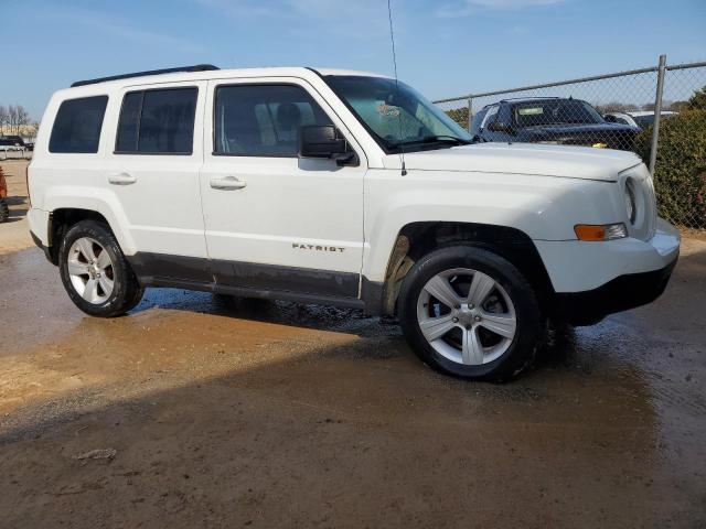 1C4NJPBB0ED889652 - 2014 JEEP PATRIOT SPORT WHITE photo 4