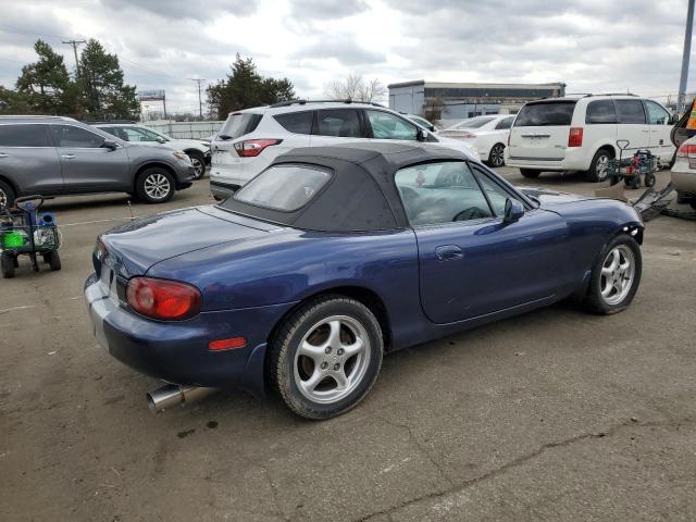 JM1NB353620229001 - 2002 MAZDA MX-5 MIATA BASE BLUE photo 3
