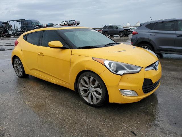 KMHTC6AD3FU237197 - 2015 HYUNDAI VELOSTER YELLOW photo 4