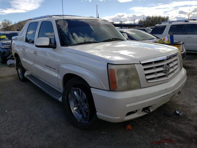 3GYEK63NX2G213766 - 2002 CADILLAC ESCALADE EXT WHITE photo 4