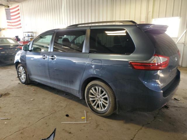 5TDYK3DC9FS682126 - 2015 TOYOTA SIENNA XLE BLUE photo 2