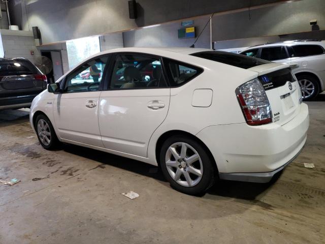 JTDKB20U677635954 - 2007 TOYOTA PRIUS WHITE photo 2