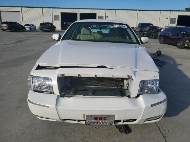 2MEFM75V38X624186 - 2008 MERCURY GRAND MARQ LS WHITE photo 5