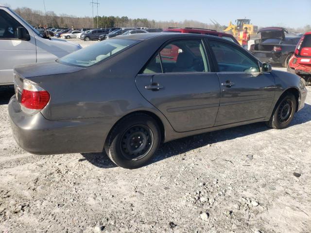 4T1BE32KX5U542258 - 2005 TOYOTA CAMRY LE GRAY photo 3