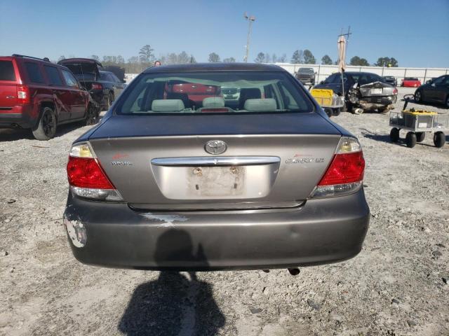 4T1BE32KX5U542258 - 2005 TOYOTA CAMRY LE GRAY photo 6