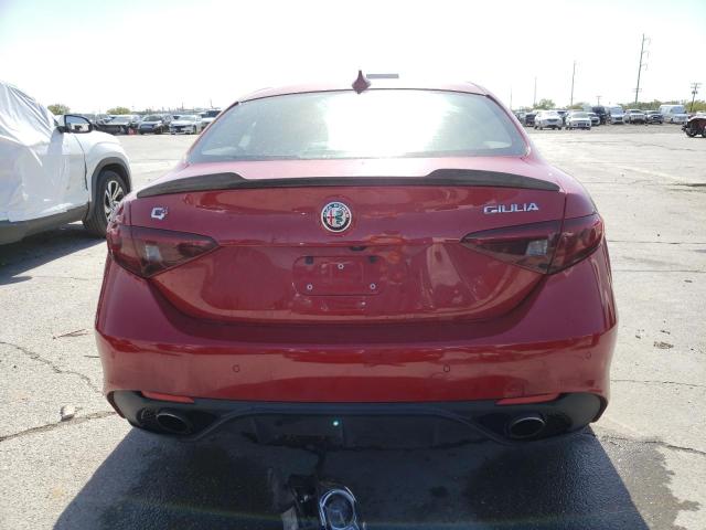 ZARFAEDN2H7531915 - 2017 ALFA ROMEO GIULIA Q4 红色 照片 6