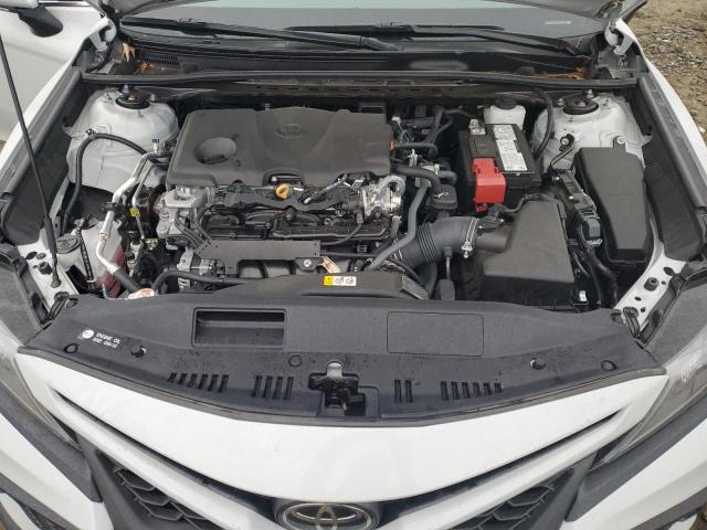 4T1S11BK3NU067343 - 2022 TOYOTA CAMRY SE WHITE photo 11