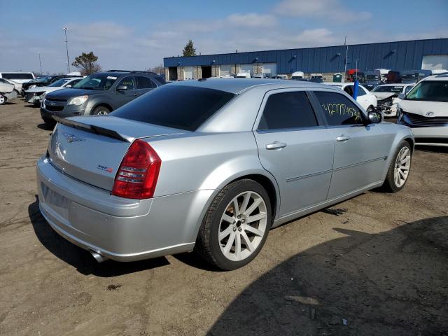 2C3KA73W16H498300 - 2006 CHRYSLER 300C SRT-8 SILVER photo 3