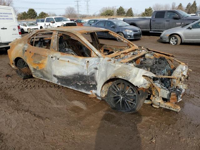 4T1G11AK5PU815004 - 2023 TOYOTA CAMRY SE NIGHT SHADE BURN photo 4