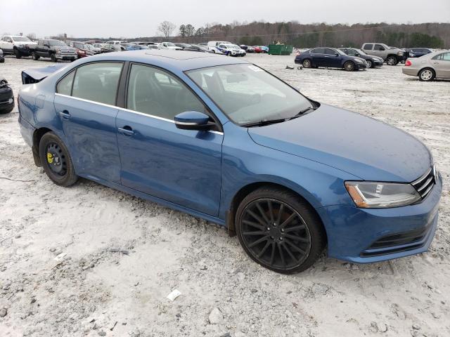 3VWB67AJ5JM222178 - 2018 VOLKSWAGEN JETTA SE BLUE photo 4