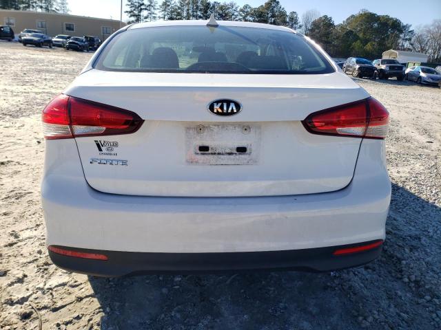 3KPFK4A74HE130051 - 2017 KIA FORTE LX WHITE photo 6