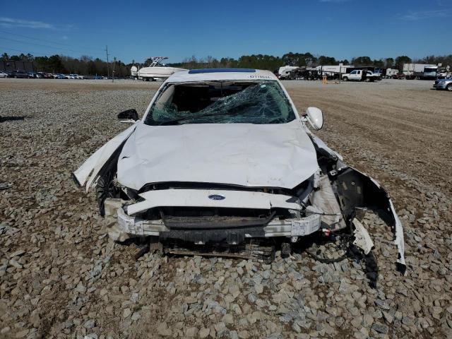 3FA6P0RU0HR233244 - 2017 FORD FUSION TITANIUM HEV WHITE photo 5