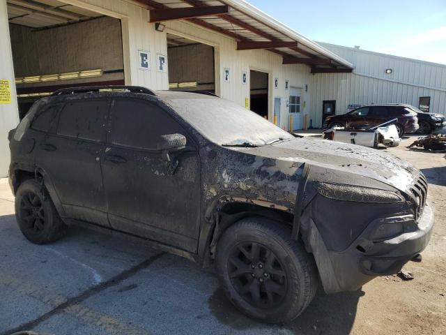 1C4PJMBX2JD533443 - 2018 JEEP CHEROKEE TRAILHAWK BLACK photo 4