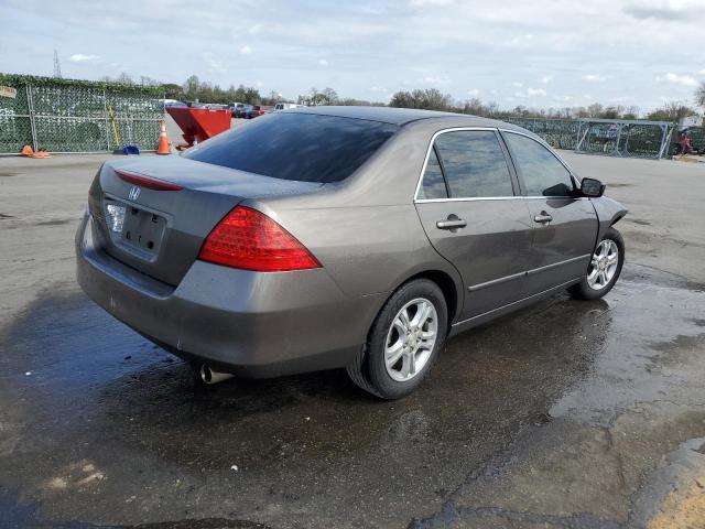 1HGCM56747A015108 - 2007 HONDA ACCORD EX GRAY photo 3