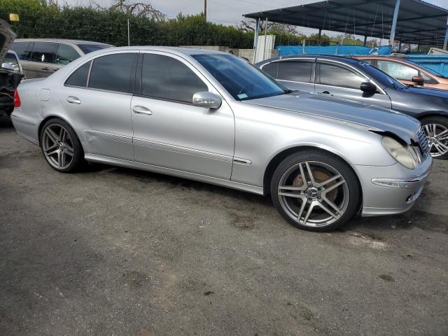 WDBUF70J83A295699 - 2003 MERCEDES-BENZ E 500 SILVER photo 4