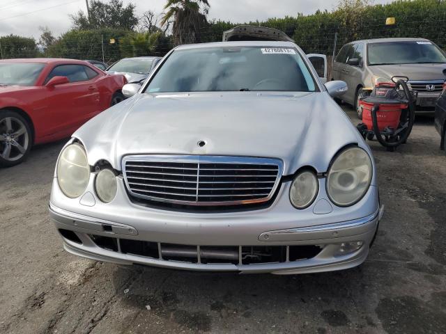 WDBUF70J83A295699 - 2003 MERCEDES-BENZ E 500 SILVER photo 5